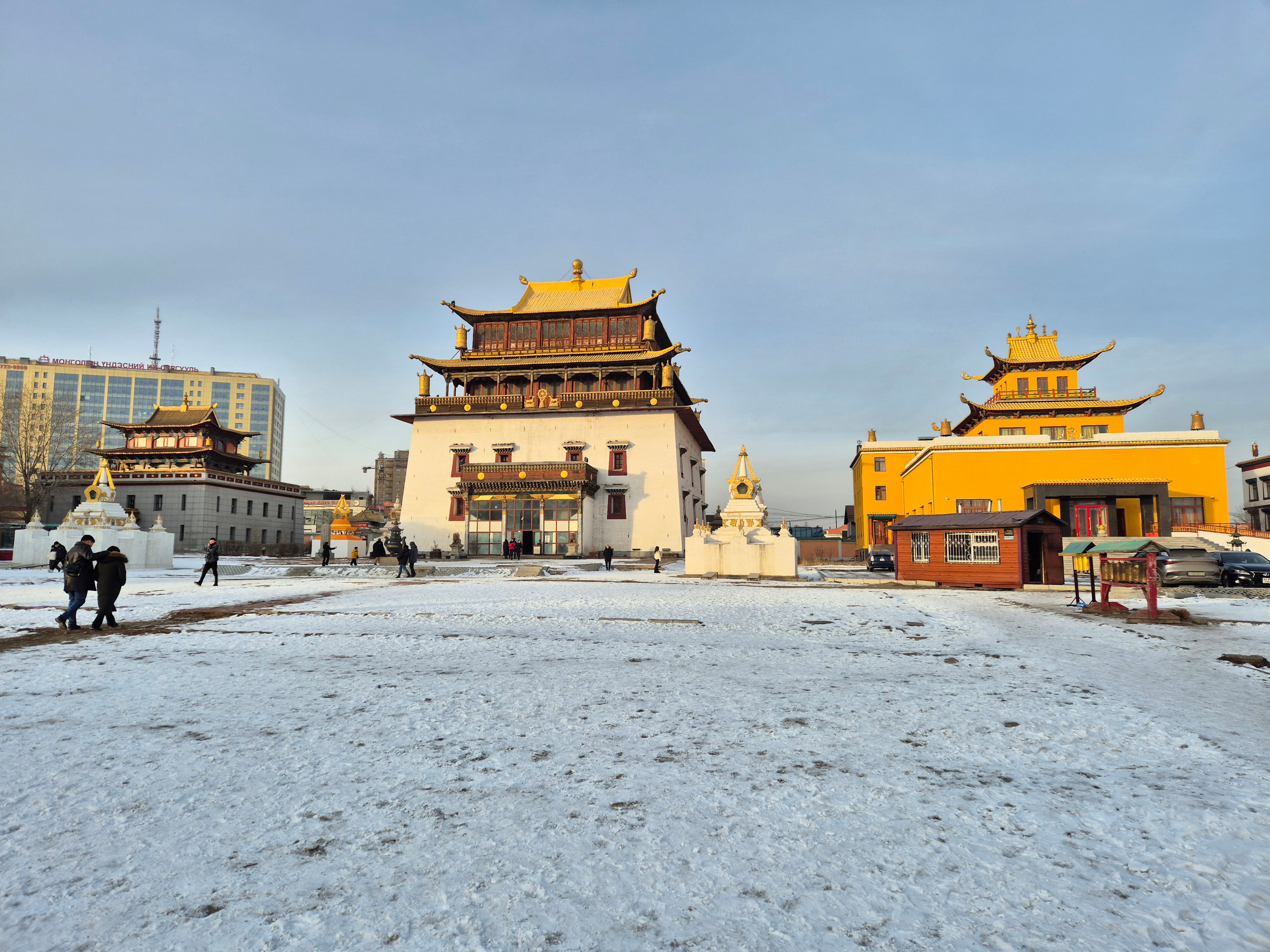 מנזר גנדן