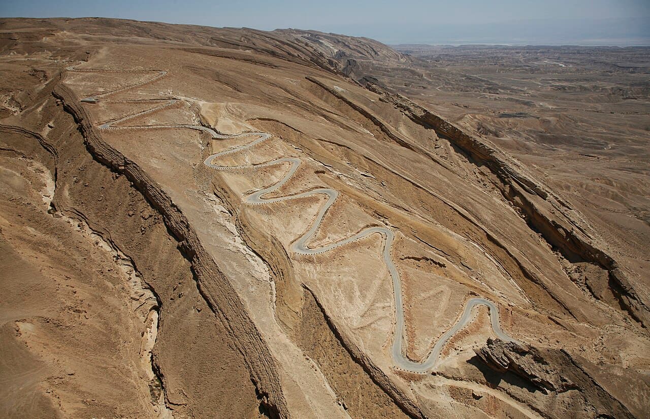 מעלה עקרבים